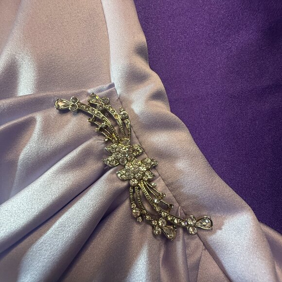 📌David's Bridal Strapless Side Drape & Brooch Satin Bridesmaid Prom Gown Scarf - Picture 13 of 16